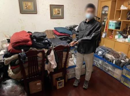 优衣库店长偷800余件服装7.5折销售 具体事件经过是什么?